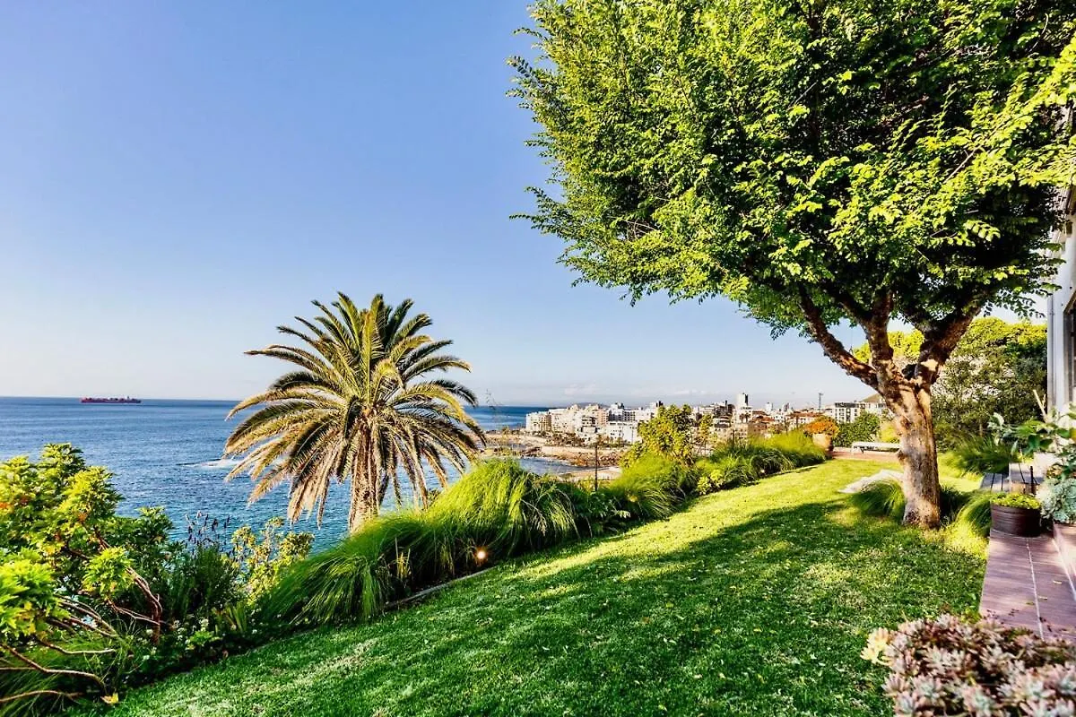 Bantry Bay - Stylish Studio In Front-Row Location ケープタウン アパート
