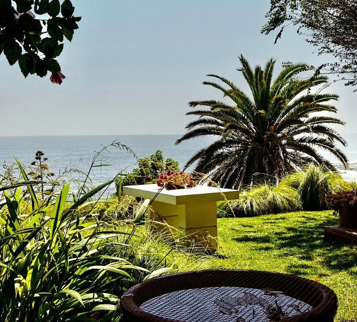 Bantry Bay - Stylish Studio In Front-Row Location ケープタウン アパート