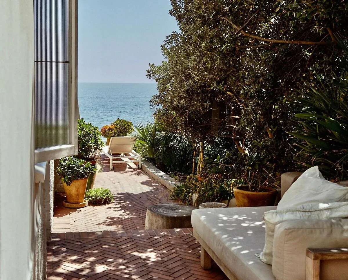 Bantry Bay - Stylish Studio In Front-Row Location ケープタウン